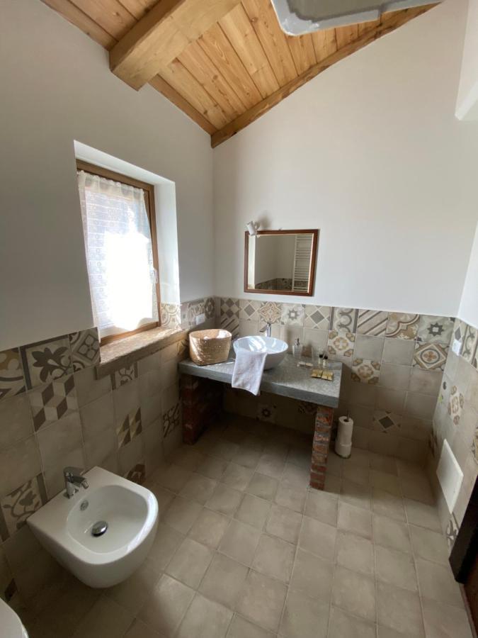 Diano dʼAlba Cascina Mainaヴィラ エクステリア 写真